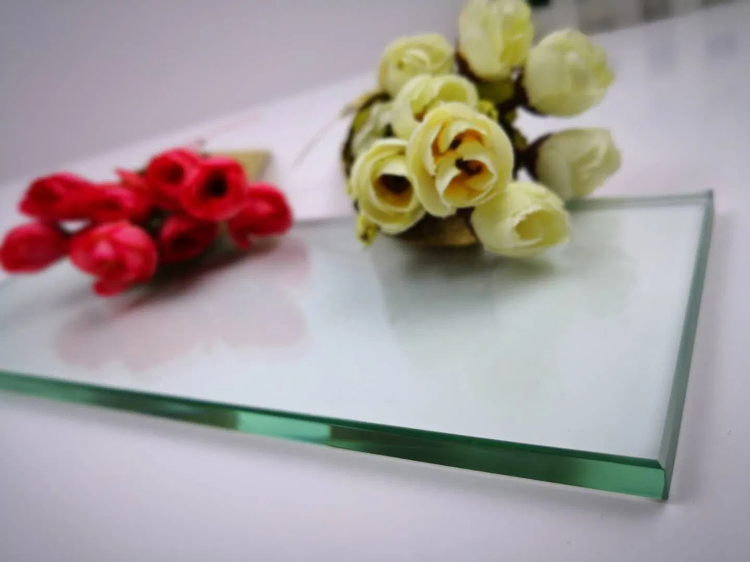 Vidrio templado de seguridad ESG/VSG ultra laminado transparente de 3-19 mm para construcción CE TUV ISO