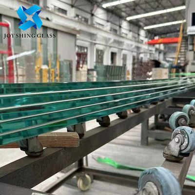 Vidrio laminado de capa intermedia ultraclara SGP para puentes de vidrio