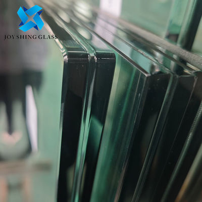 Vidrio laminado con película de PVB de 20,76 mm con esquina de seguridad